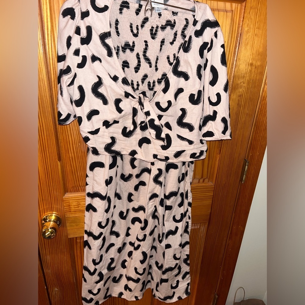 A New Day dress without shawl (worn once!) - Picture 3 of 9